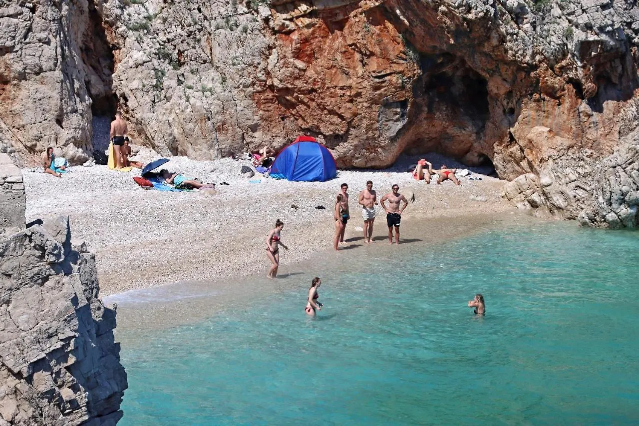 Rooms With Wifi Brsec, Opatija - 7768 Κροατία
