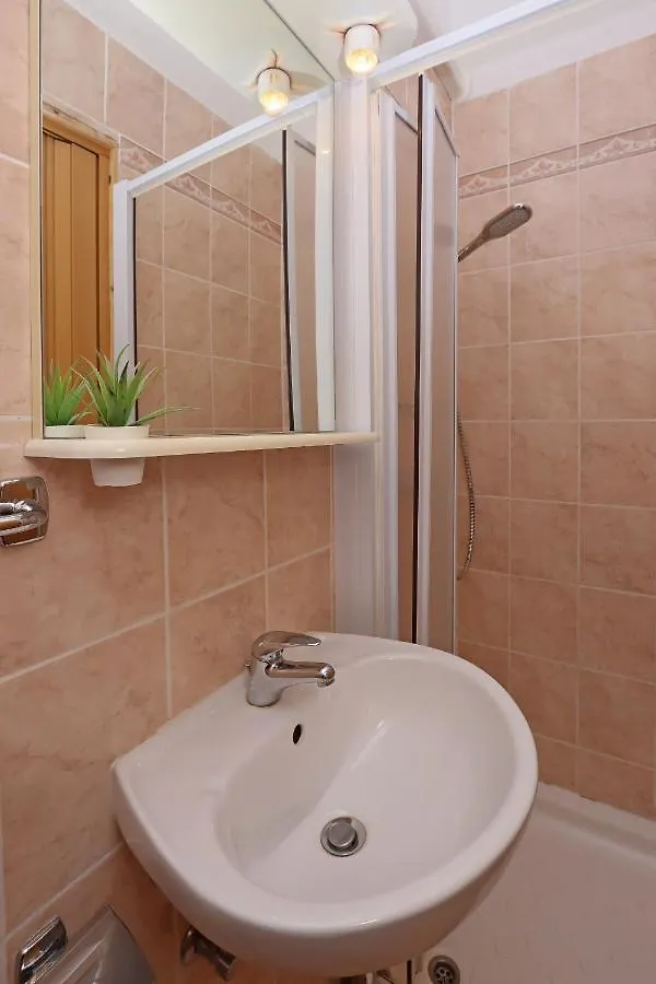 Rooms With Wifi Brsec, Opatija - 7768 Κροατία